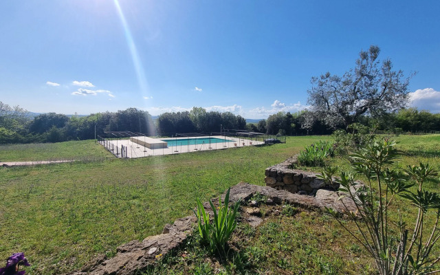 Tasteful Countryside Stay