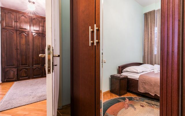 Freedom Square Apartment With View