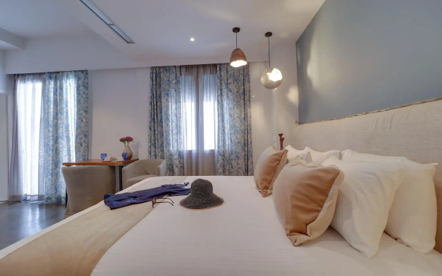AthiNN Residence