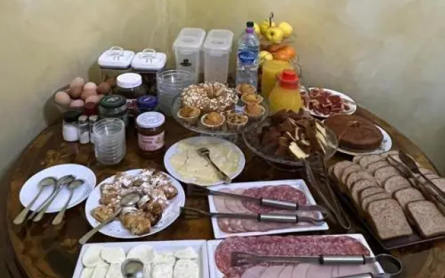 Roma Royal Residence