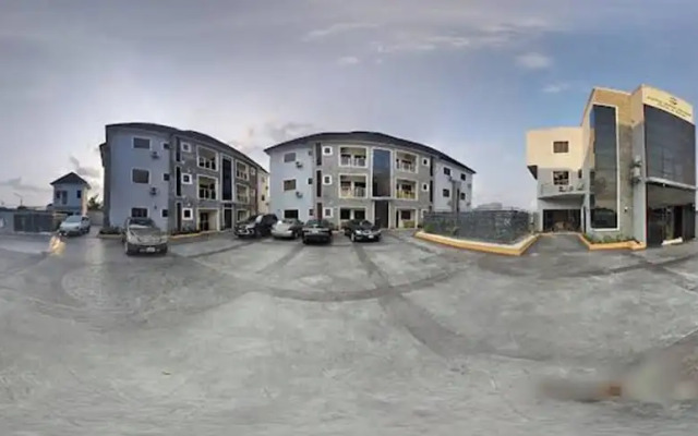 Sterling lakeview Apartments Hotel and Suites