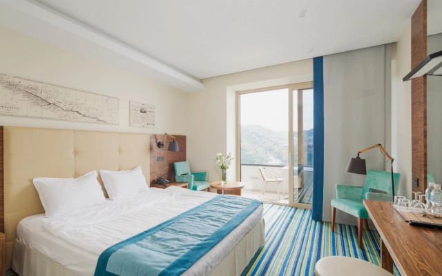 Hidens Hotel 4* (Небуг)