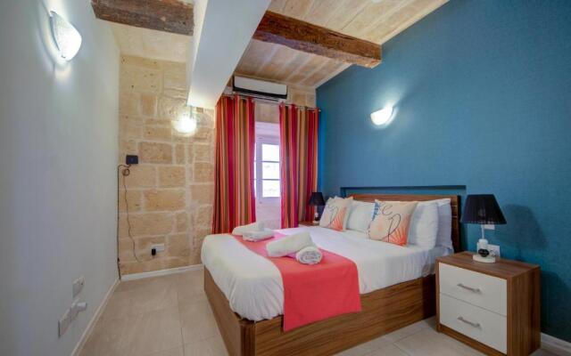 Tritoni harbour suites