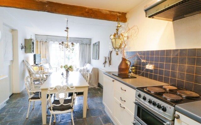 19A Kingshead Street