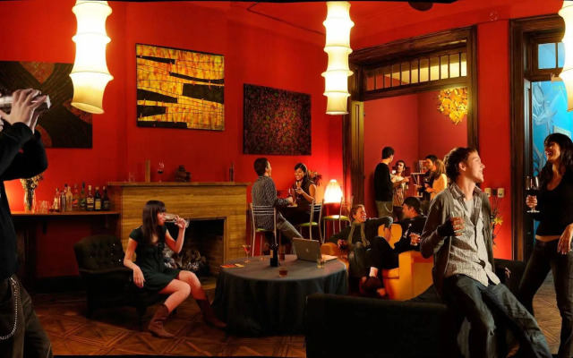 Hotel Babel