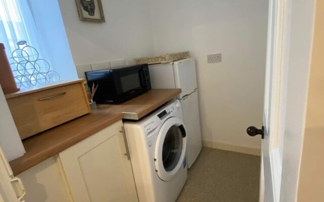 Newburghaprtment/scotland/sleeps 4/firepit/garden