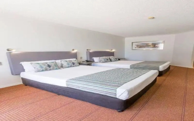 Harbour EasyStay Hotel Apartments Hope Harbour Hotel – Guest Rooms – Gold Coast