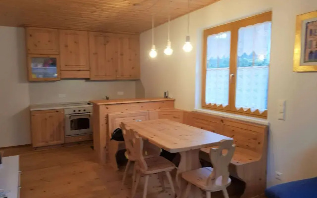 Bright Apartment Near Thermal Springs