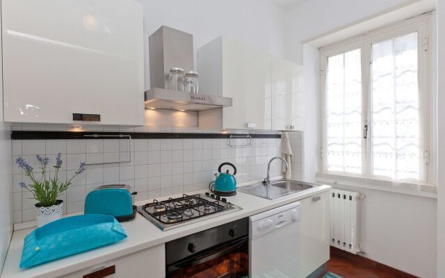 Rental In Rome Pateras Flower