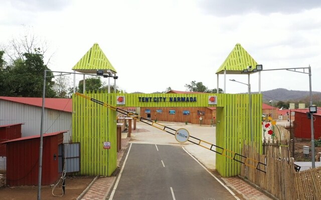 Tent City Narmada