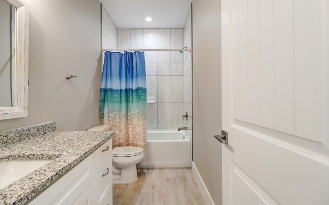 Seven Palms 3 Bedroom Home by RedAwning