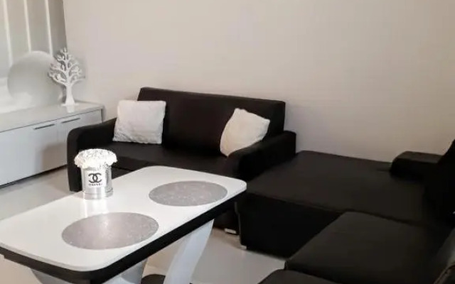 Apartament Domi