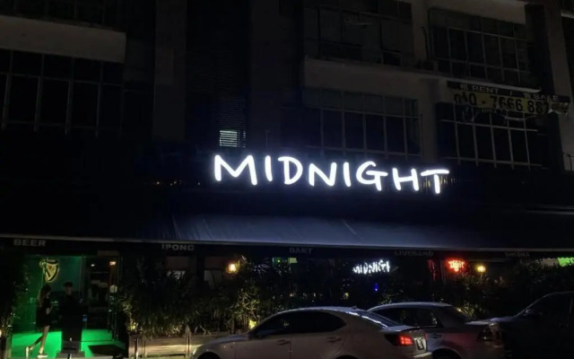 Baojuwu@2 Bedrooms Akademik Suites Austin Height