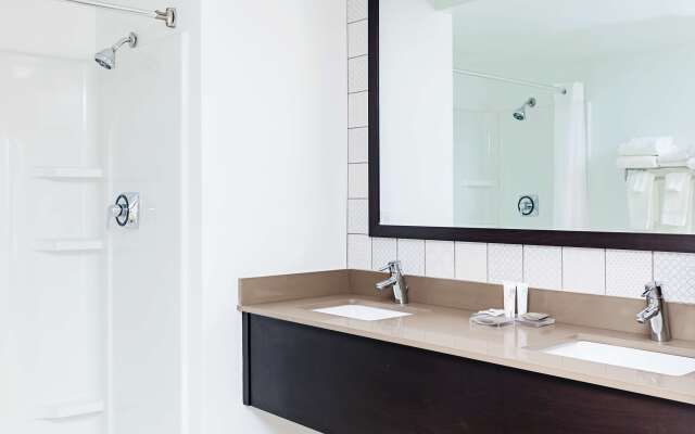 Country Inn & Suites by Radisson, Appleton, WI