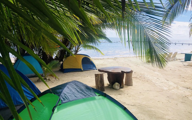Camping Lunas Bar