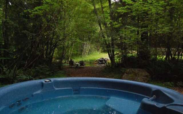 Stormking Hotel at Mt. Rainier