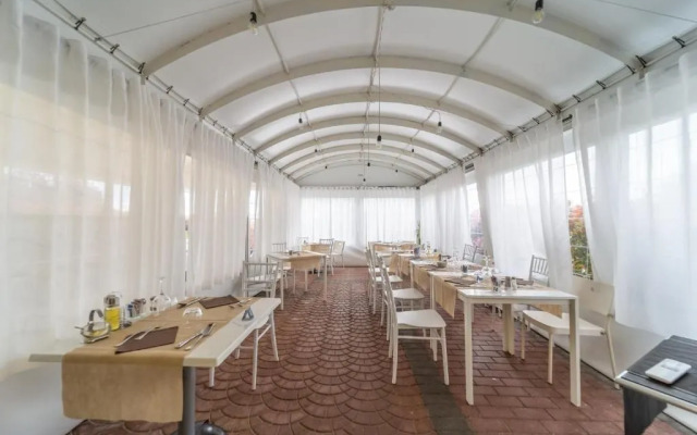 Hotel Ayri