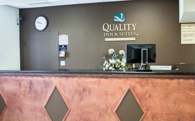 Quality Inn & Suites St Augustine Beach Area
