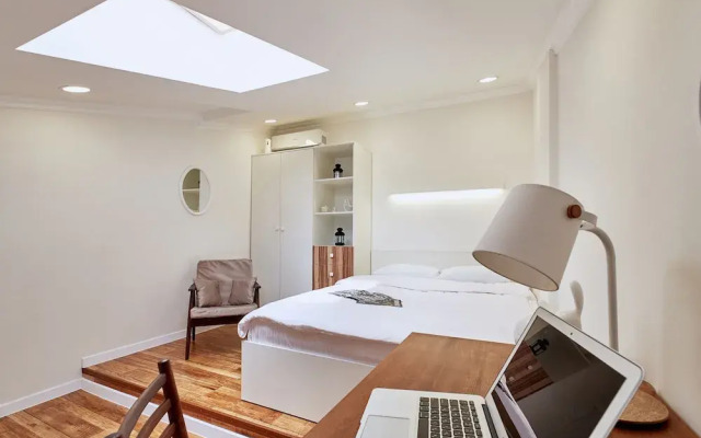 Апартаменты Flatsis, ул. Дудинская, 1а