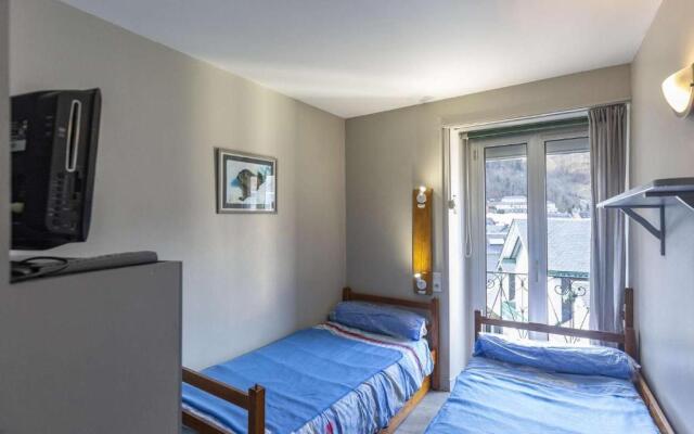 Appartement Cauterets, 3 pièces, 4 personnes - FR-1-401-26