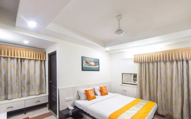 OYO 5839 Hotel Mohit Regency