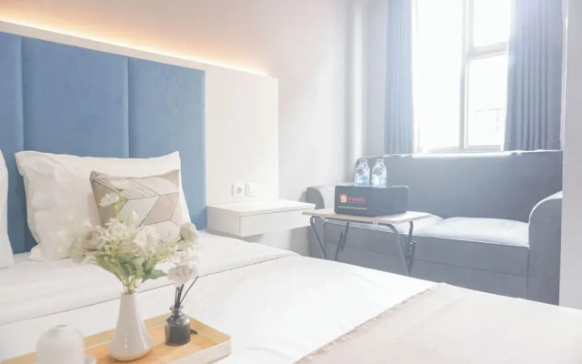 Comfortable Design Studio Room At Transpark Juanda Bekasi Timur Apartment – Guest Rooms – Bekasi