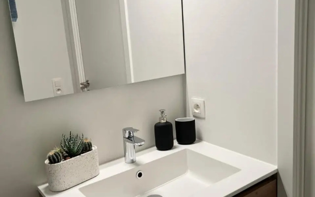 Cosy Studio Testerep , Newly Renovated