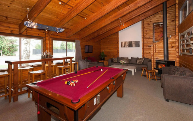 Breckenridge Lodge