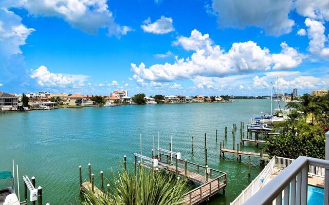 Bay Harbor 303