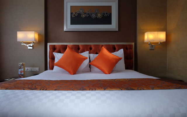 Hotel Ciputra Semarang managed by Swiss-Belhotel International – Guest Rooms – Semarang