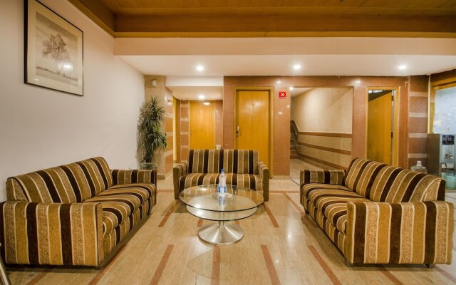 OYO 9303 Celebrity Skyhy Rooms