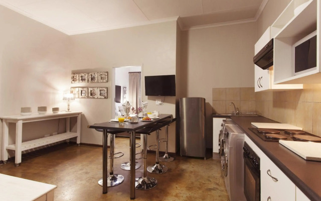 Akanani Apartments