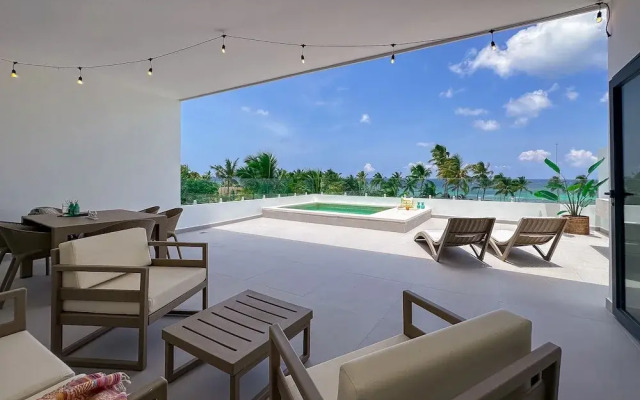 Luxury Penthouse 3 Bedroom Ocean Views