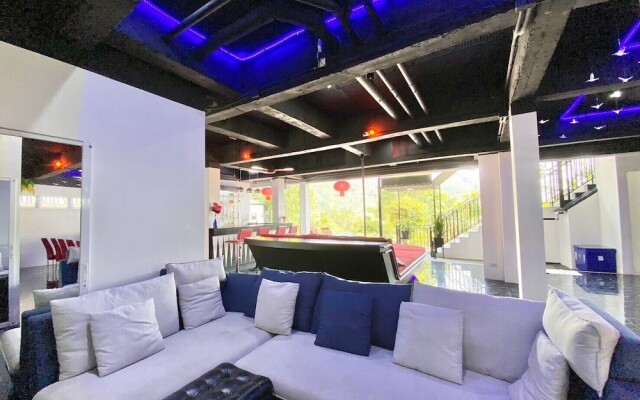 Private Pool Villa for Family & Friends