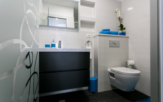 Luxury Apartments Giovanni with pool