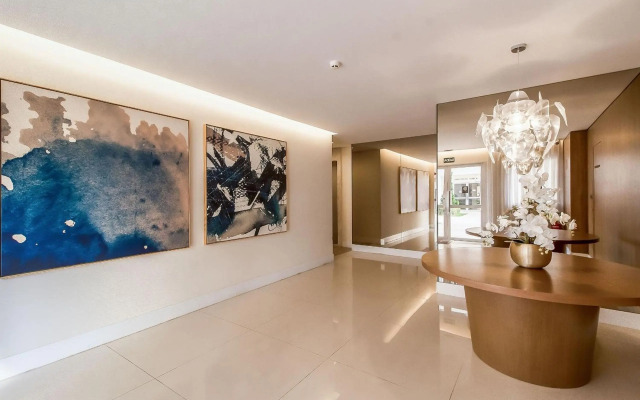 Apê iluminado e com vista alta no Brás