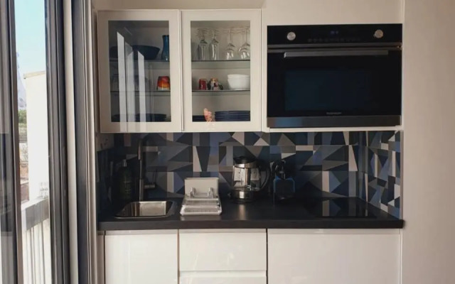 Studio avec piscine à 2 pas de la plage