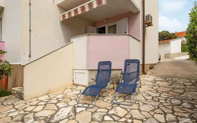 Awesome Apartment in Mandre With Wifi and 2 Bedrooms