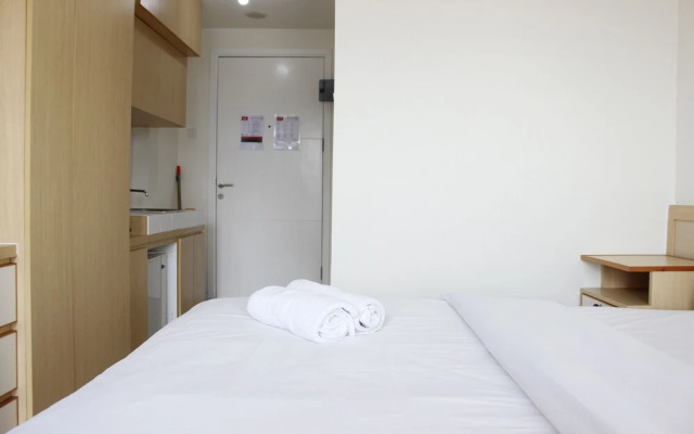 Relaxing Studio Apartment at Parahyangan Residence with Mountain View