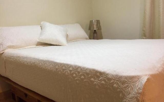 Aparta Hotel Yamili