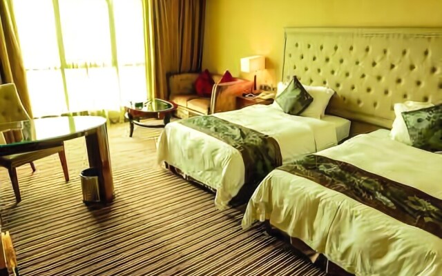 Holiday Hotel