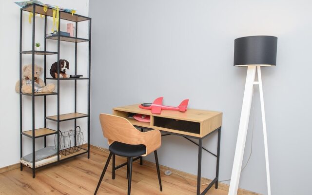 Puck Azure Sea Resort by Renters