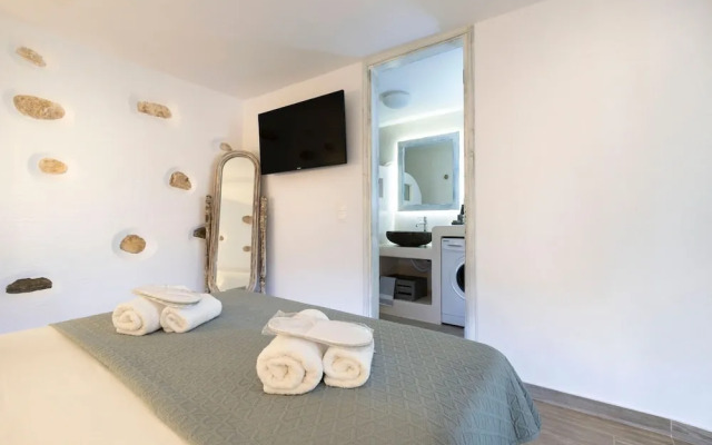 My Grandma s Home Naxos