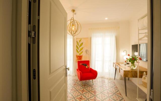 CasAunoE Boutique Hotel
