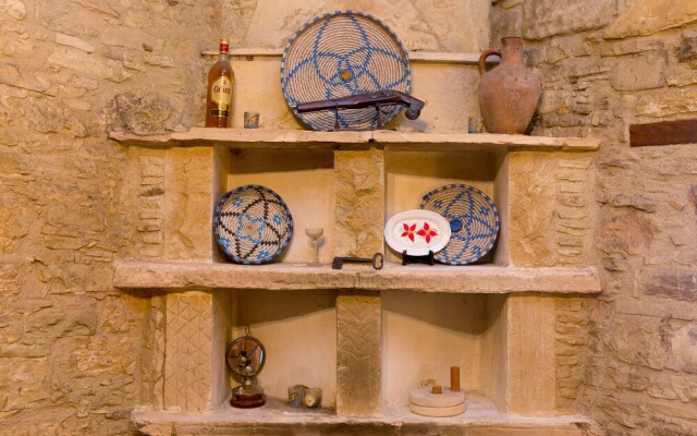 Rodoulas Traditional Village House