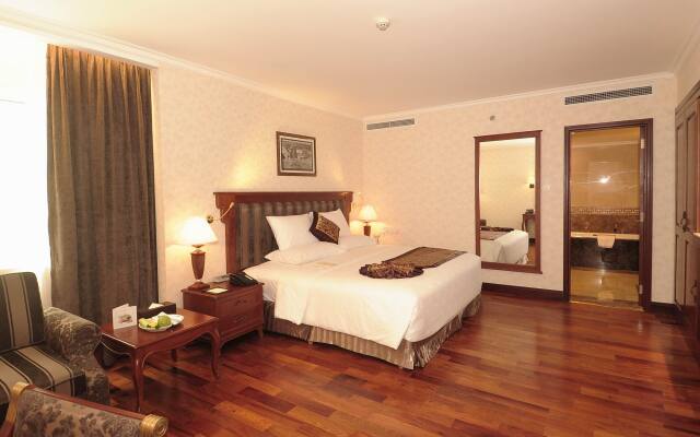 Rex Hotel