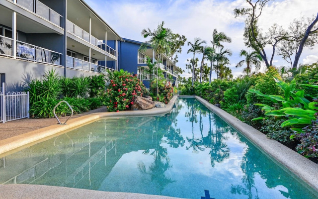 Blue Water Views 16