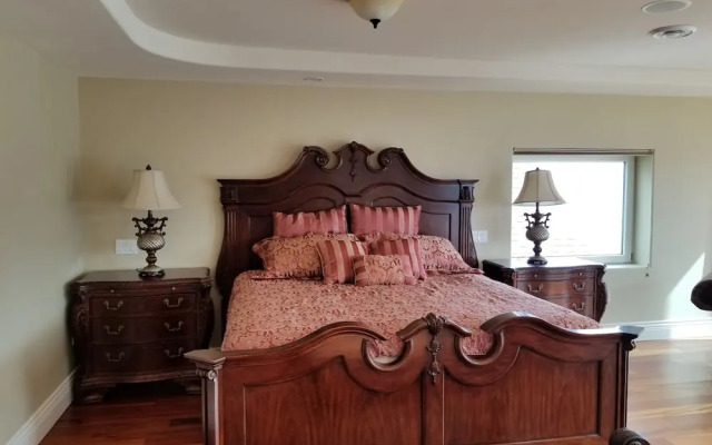Beach Ave Castle Luxury Vacation Rental