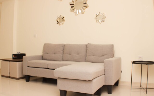 Warm And Cozy Living 3Br At Meikarta Apartment