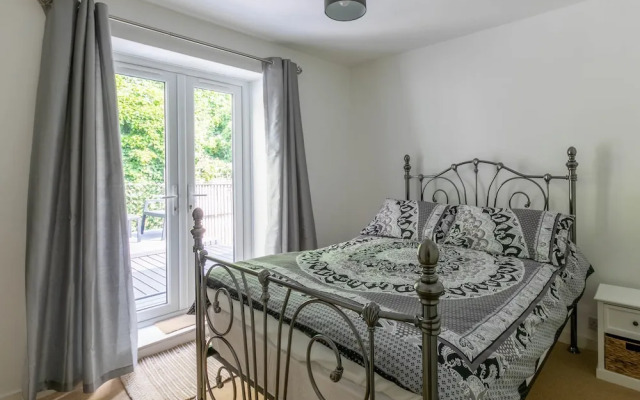 Stylish 2Bd Family Hideaway In Dover